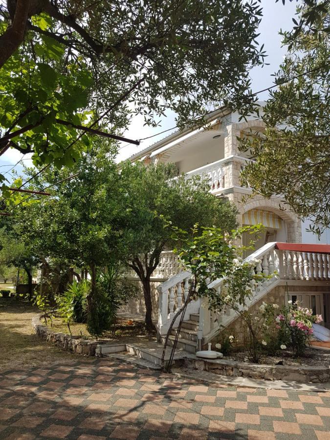 Apartman Lugovic Šibenik Exterior foto